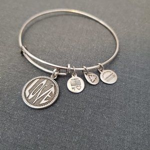 ⚡ Alex and Ani Love Bracelet